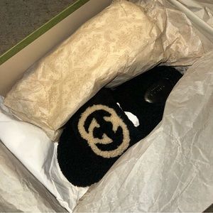 Gucci Interlocking G Wool Slides